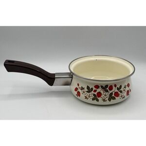 Sheffield Strawberries n Cream Enamel Saucepan 1.5 Qt Vintage JP Taiwan